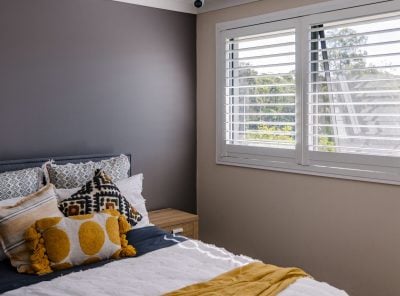 Bedroom 2 Panel Hinged